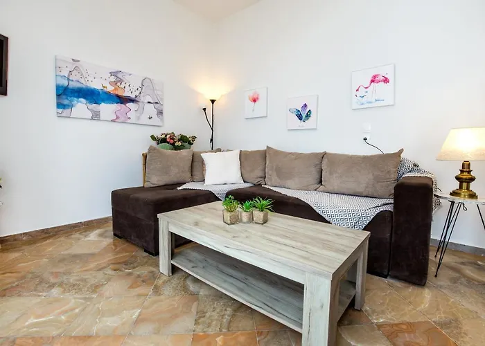 Semesterbostad Onarhome Potos