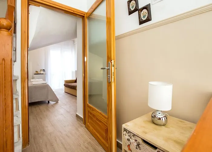 Onarhome Semesterbostad Potos